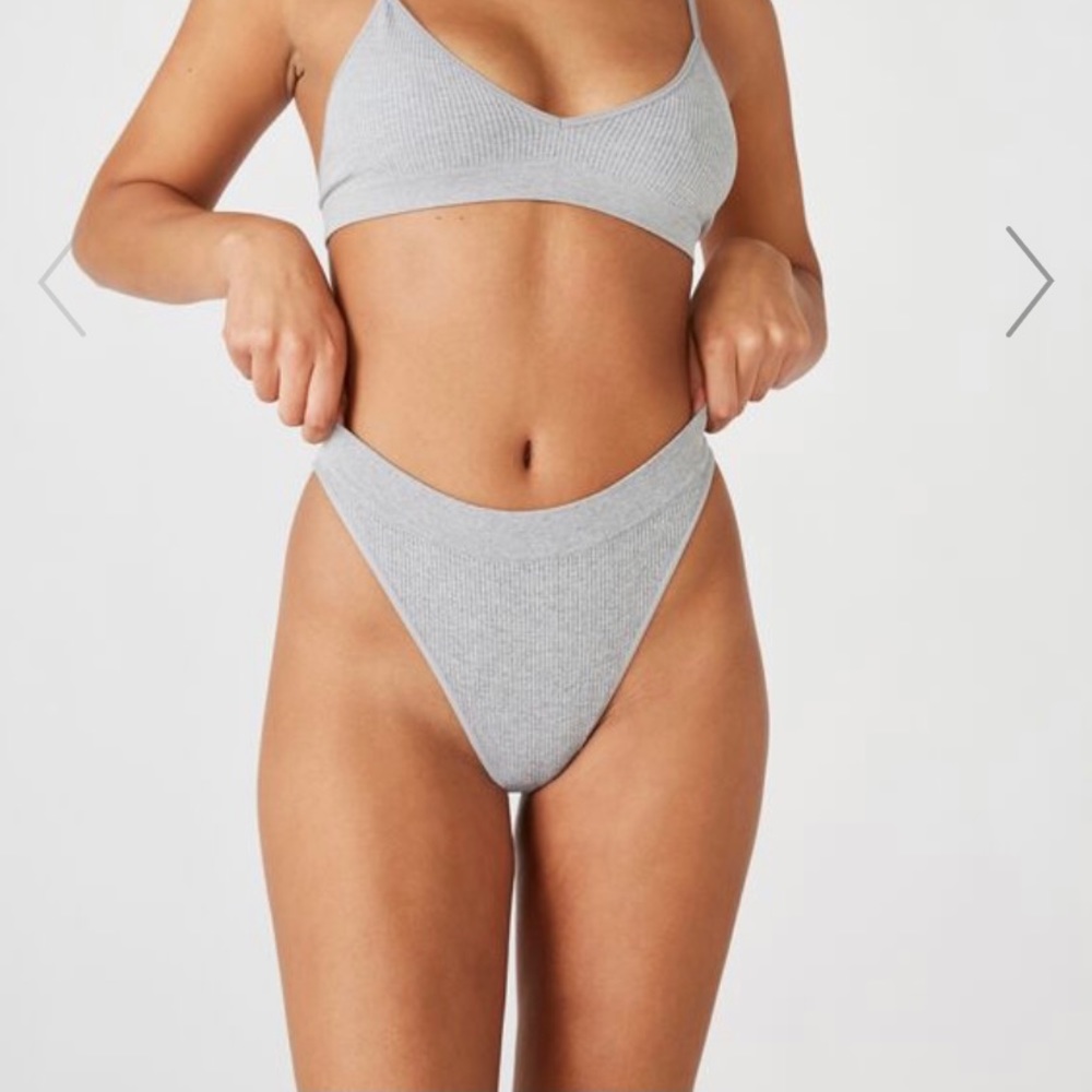 Seamless High Cut Brasilliano Brief